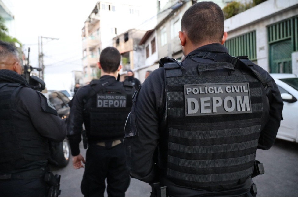Prêmio de R$ 46 milhões foi pago para 22.702 policiais e peritos pela redução de 20% das mortes violentas na Bahia
