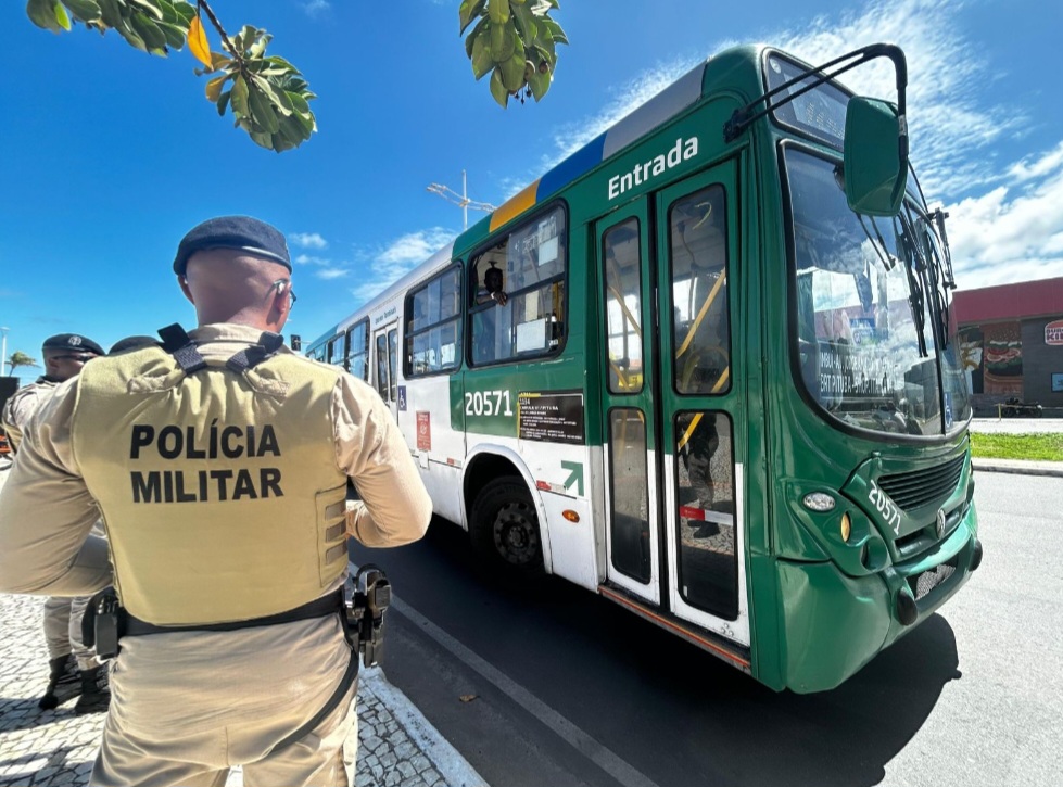 Polícia baiana registra redução de 35,4% dos roubos a ônibus no primeiro quadrimestre de 2026